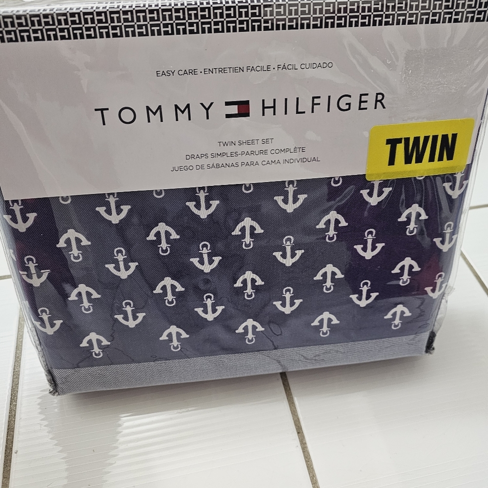 New With Tag Twin Tommy Hilfiger, Sheet Set Bedsheet Nautical Anchor blue white